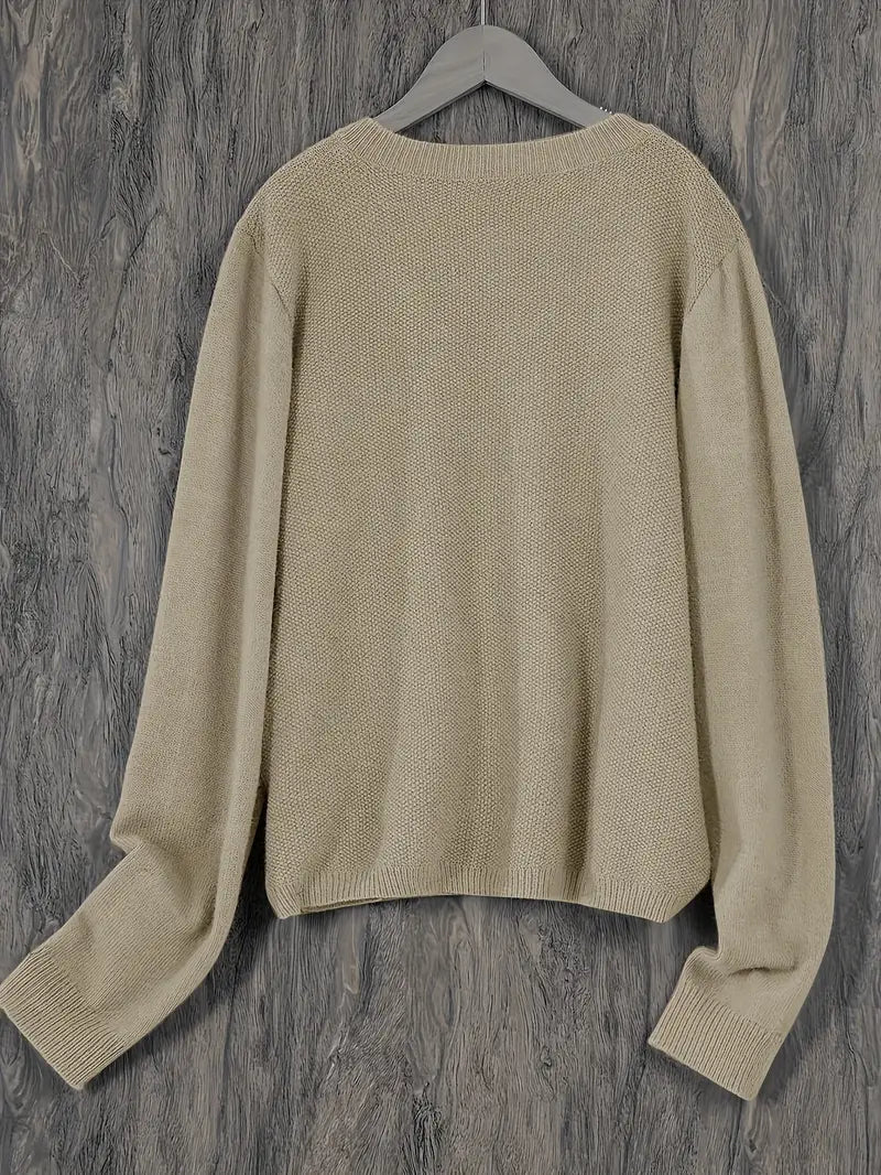 Eugenia | Women's crew-neck cardigan with buttons and pocket