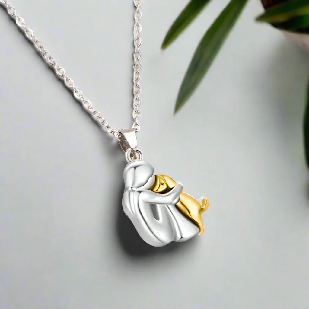Elisa - Necklace with Dog-Shaped Pendant