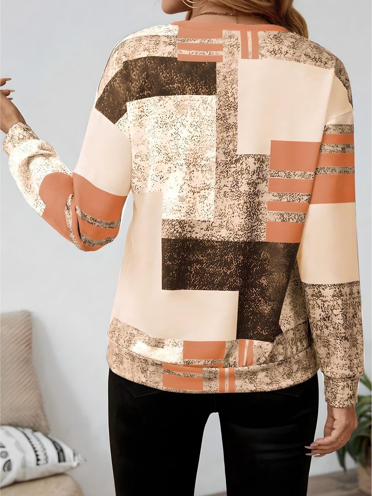 CHANDRIA – MODERN ZIP FRONT BLOUSE