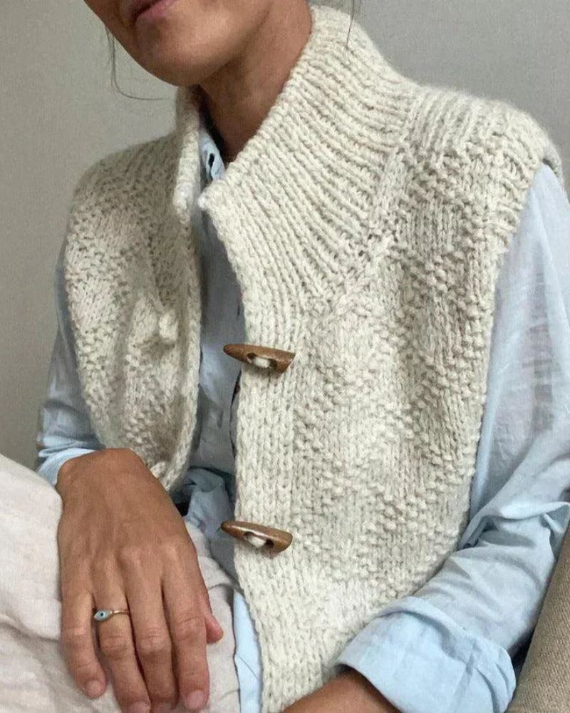 Ingrid™ - Cozy Knitted Sleeveless Cardigan