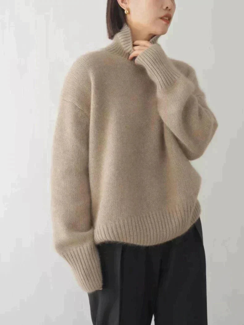 EMERSON – COZY HIGH-NECK RELAXED SWEATER