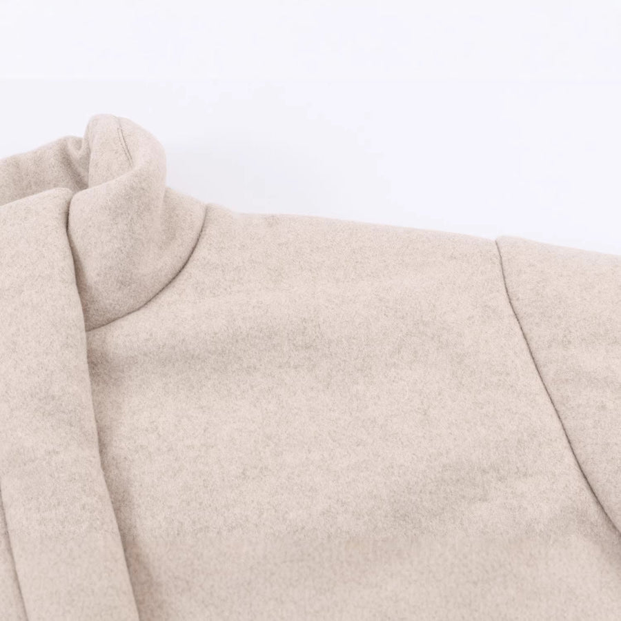 Women's long-sleeved transitional jacket with buttons and pockets