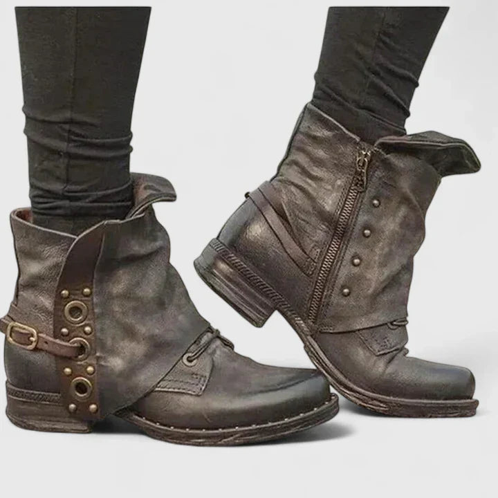 CIARA – VINTAGE ANKLE BOOTS