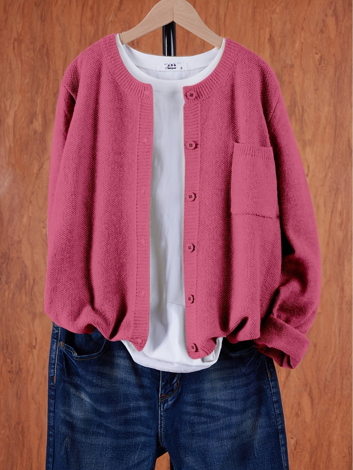 Eugenia | Women's crew-neck cardigan with buttons and pocket