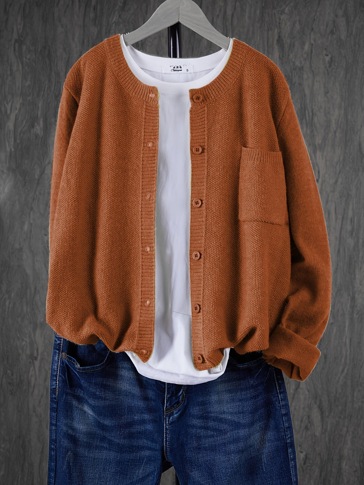 Eugenia | Women's crew-neck cardigan with buttons and pocket